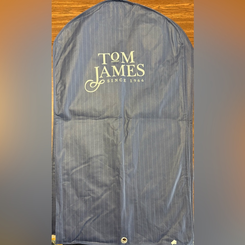 Tom James Navy Garment Bag
